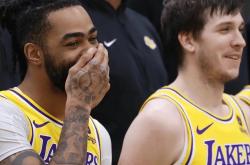 雷速体育电脑版官网下载-法国男篮完胜湖人，拉塞尔统治全场的简单介绍