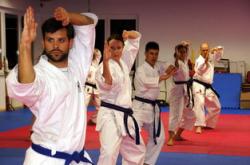 雷速体育比分官网-日本网球队绝地反击美国网球队，梅德韦杰夫关键制胜