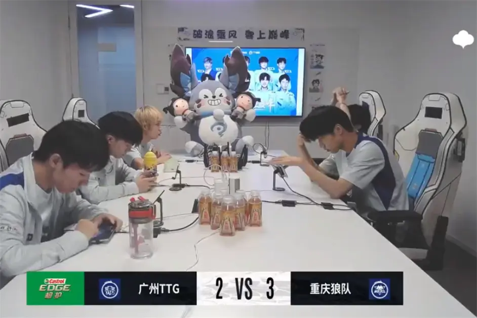狼队客场逆转，终结连败走势