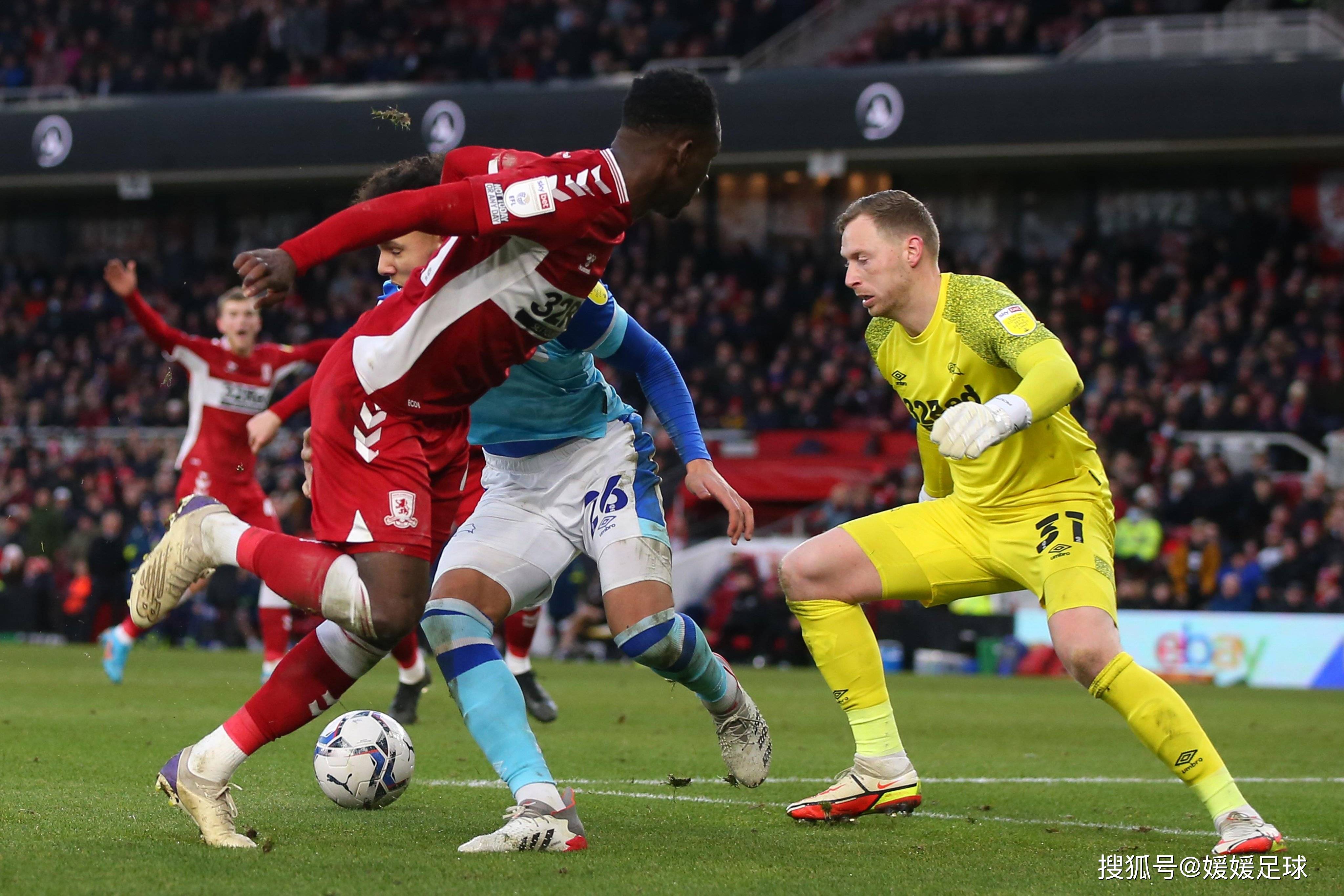 霍芬海姆客场掀翻对手,展现强势实力 霍芬海姆客场掀翻对手,展现强势实力