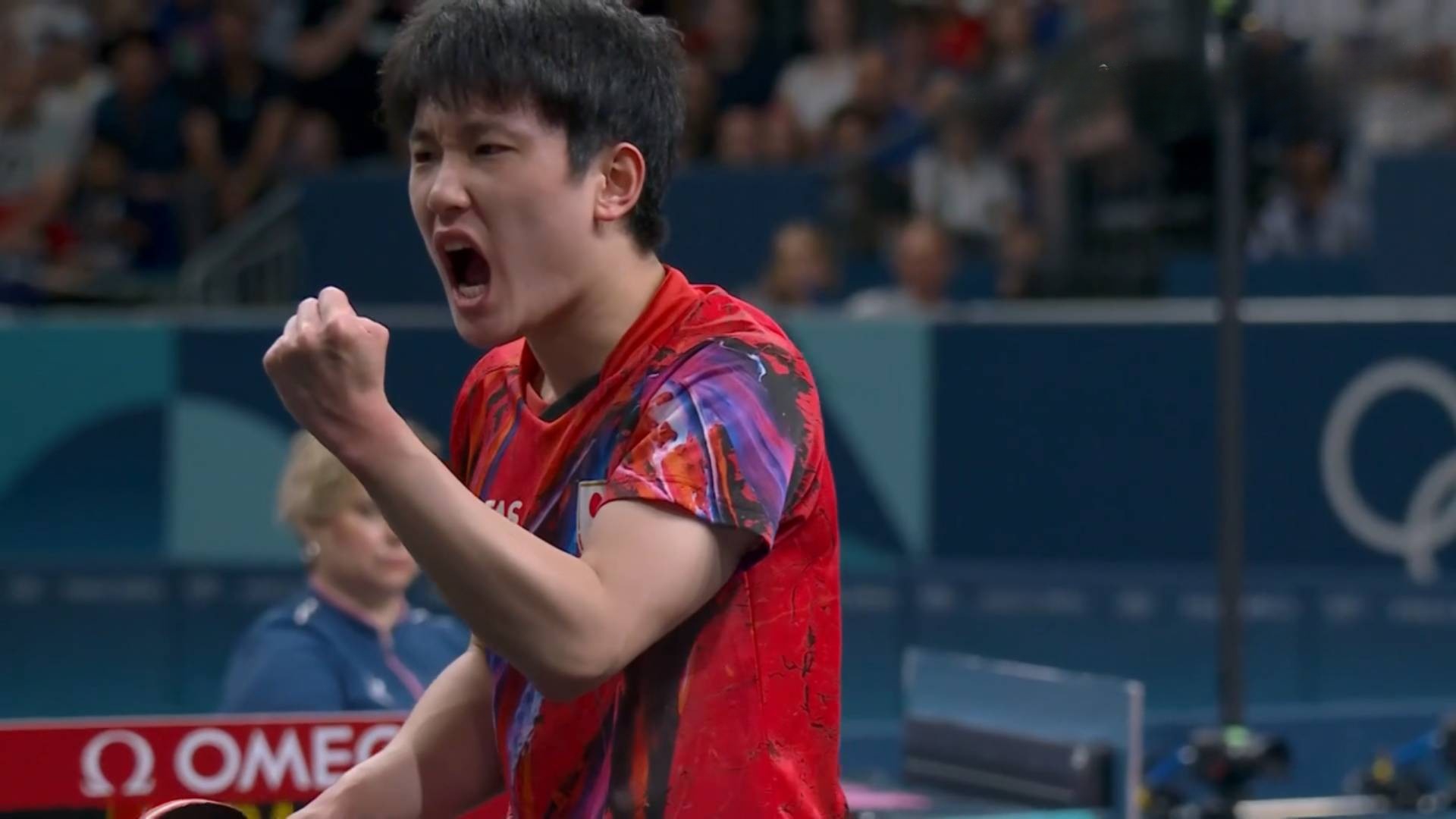 奥地利队轻取英格兰队，张本智和点燃赛场